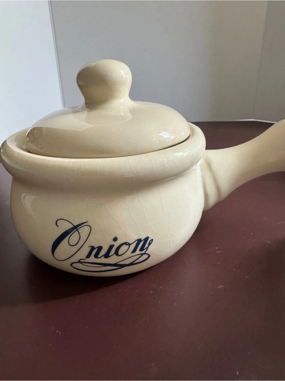 Cream and blue  'Onion' Stoneware  French Soup Bowls with Lids - Set of 4